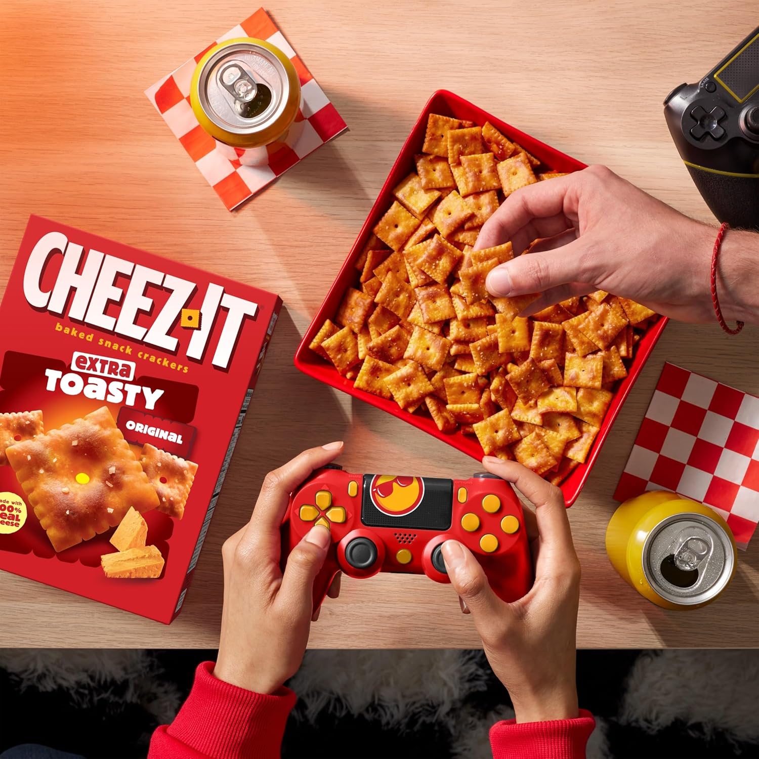 Cheez-It Extra Toasty Baked Snack Crackers, 21oz Box, Family Size, Lunch Snacks, 100% Real Cheese
