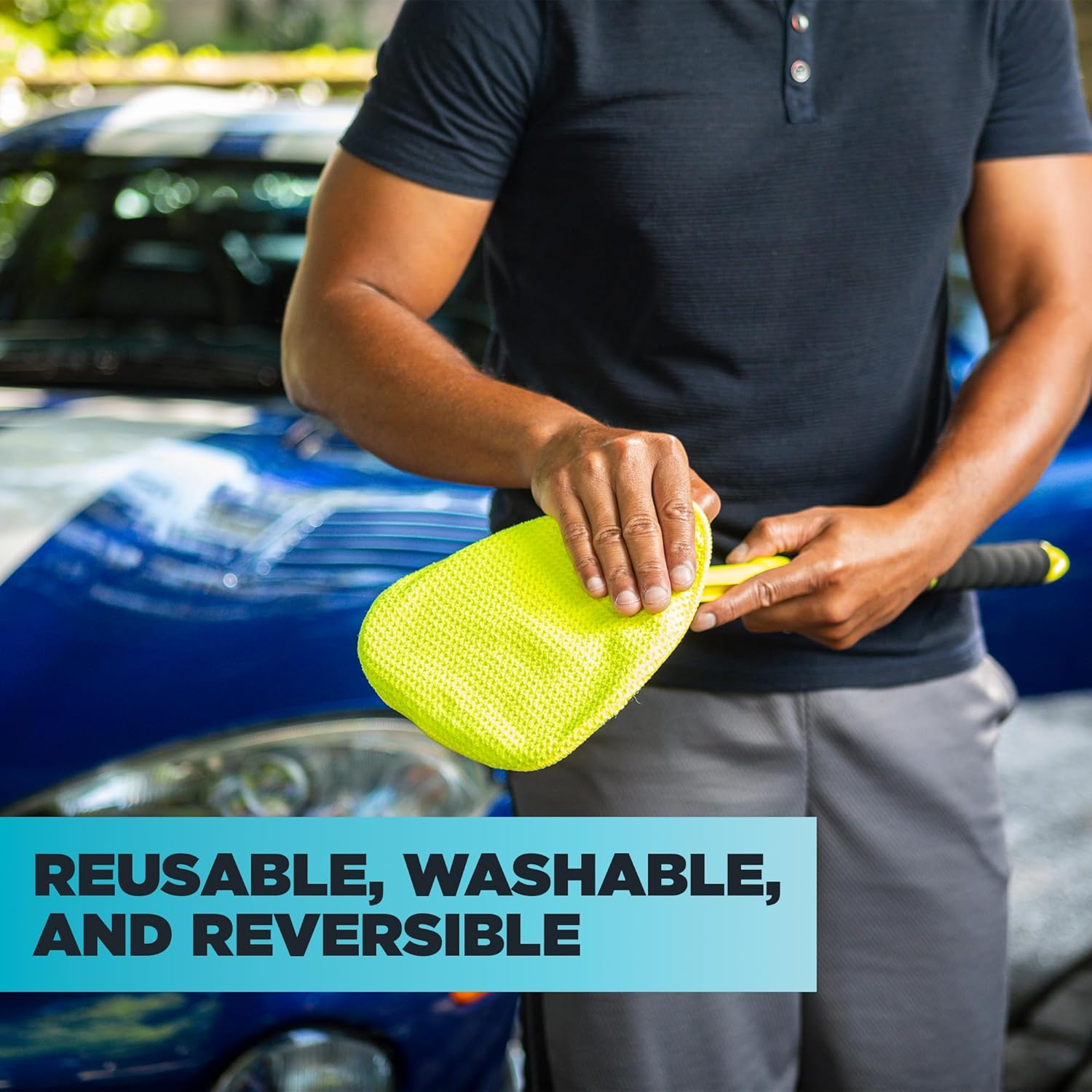 Invisible Glass reach & clean glass windshield cleaner tool kit with extendable handle and reversible microfiber cloths for autos and windows