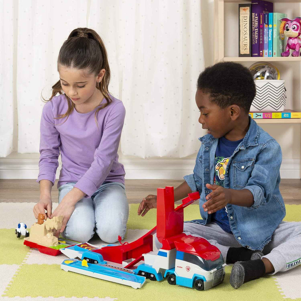 PAW Patrol 2-in-1 Launch'N Haul PAW Patroller transforming track set for True Metal die-cast vehicles